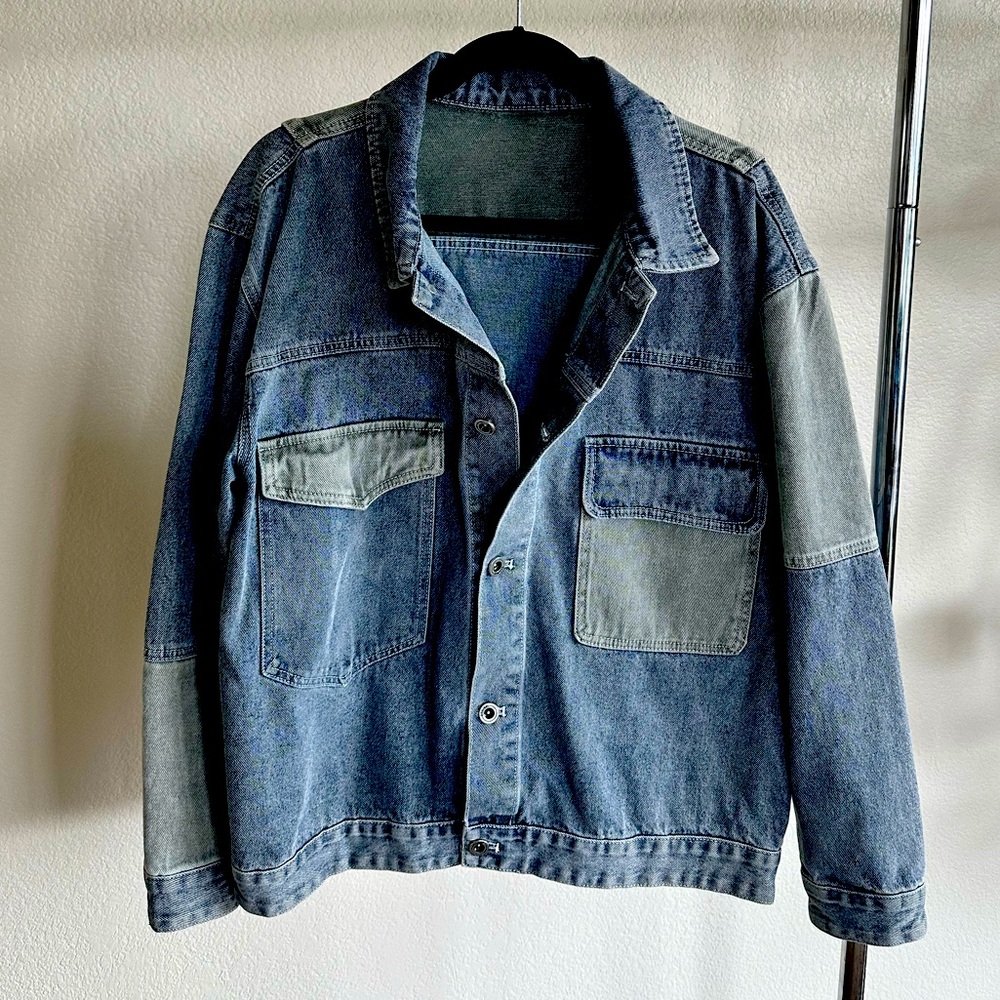 Men’s Oversized Patch-Denim Jacket
